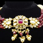 Garnet stone chokar